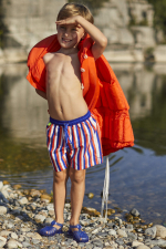 Garçon portant un maillot de bain à ceinture élastique Meno La Baule